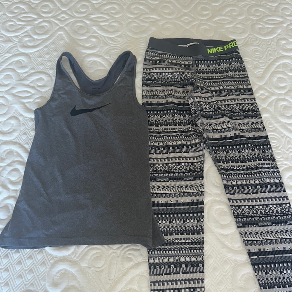 Nike Pro Work out set